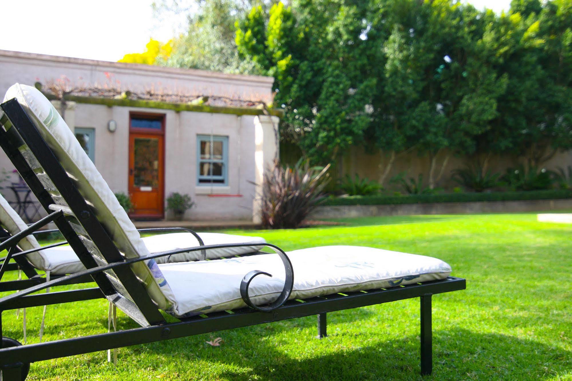 Babette Bed And Breakfast Swellendam Ngoại thất bức ảnh